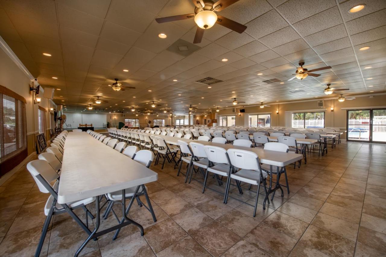 Buttonwood Bay Rv Resort Себринг Екстериор снимка